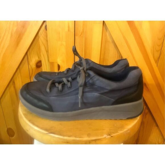 Clarks Collection Cushion Soft 15990 Navy Blue Leather Casual Shoes - Women's 10 - Picture 1 of 7